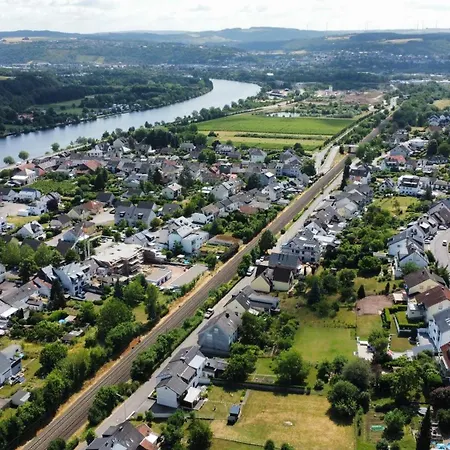 Apartment Mirabella's Hidden Little Paradise Wasserliesch